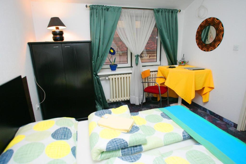 Hostel 021 Novi Sad Room photo